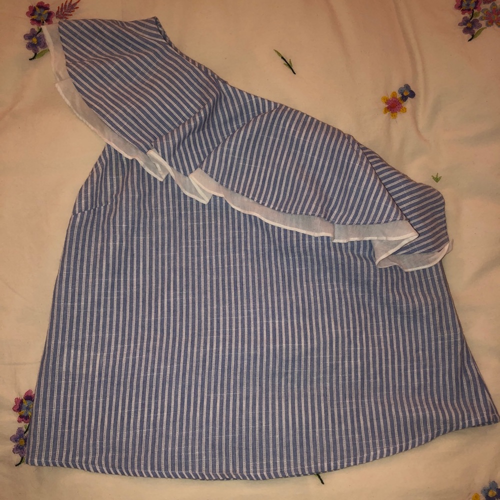 Striped one-shoulder top